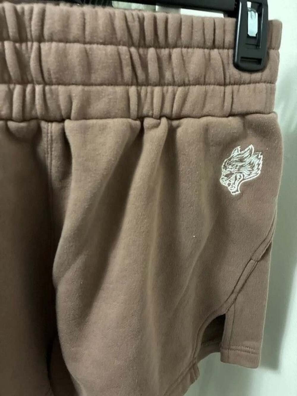 Limited women’s medium nwt Darc Sport brown shorts echoes of Valhalla - Picture 3 of 8